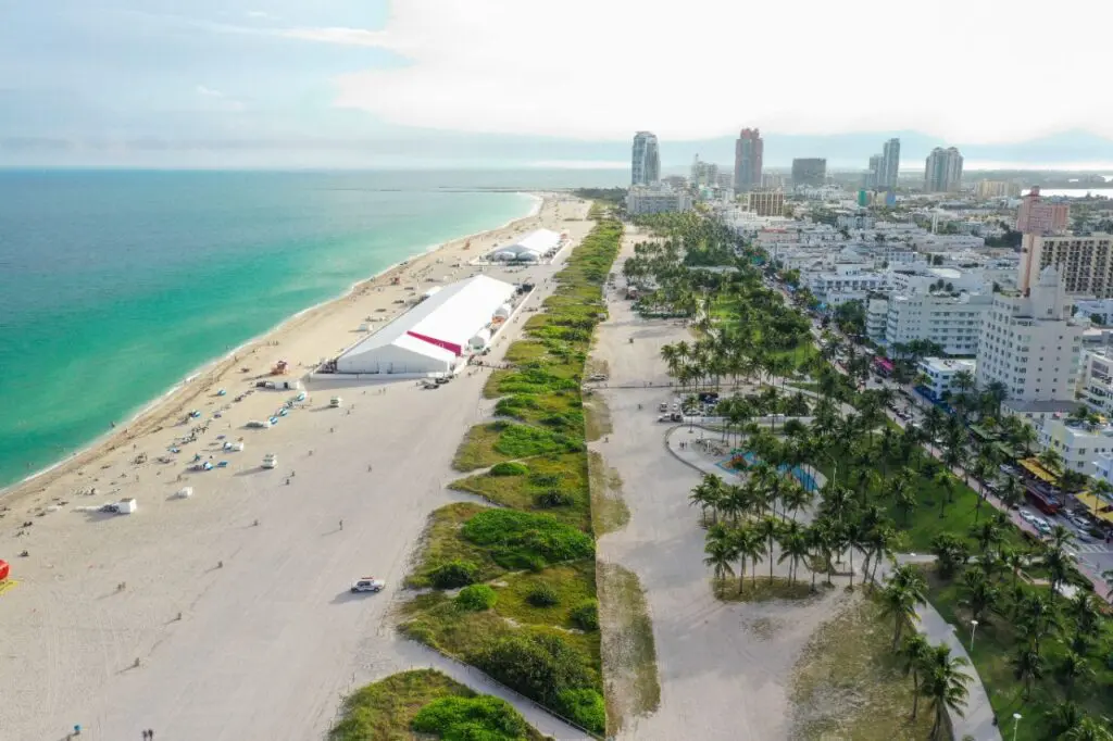 Drone real estate video Hollywood Floreda