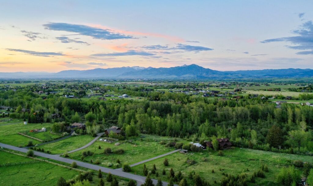 Drone real estate showcase Commercial Video Production Hollywood Floreda