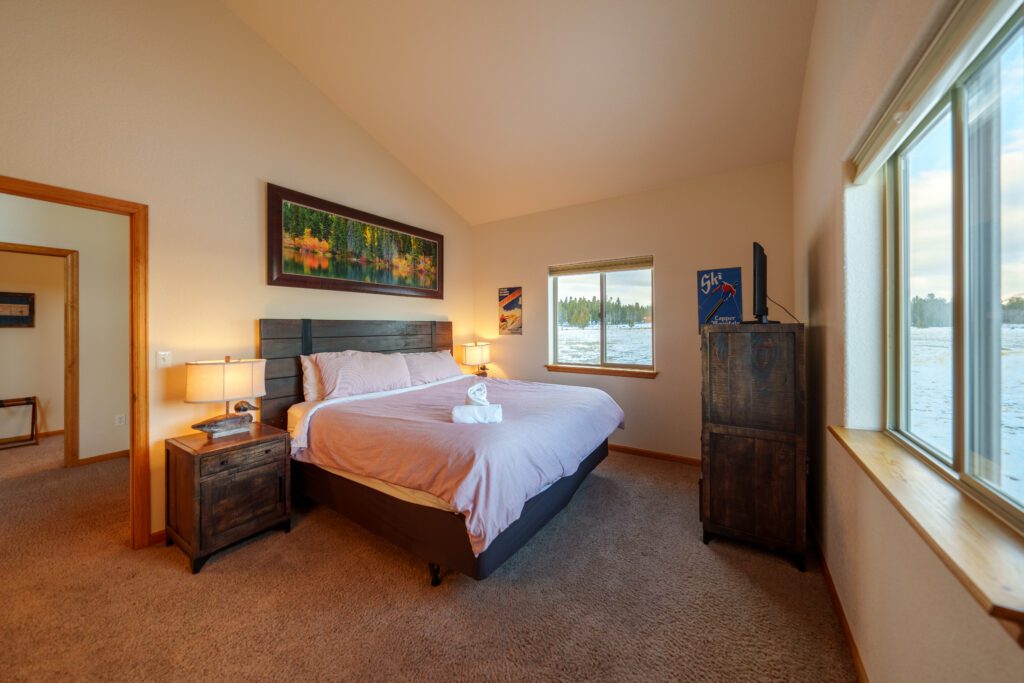 Commercial Video Production Hollywood FL highlighting corporate headquarters.